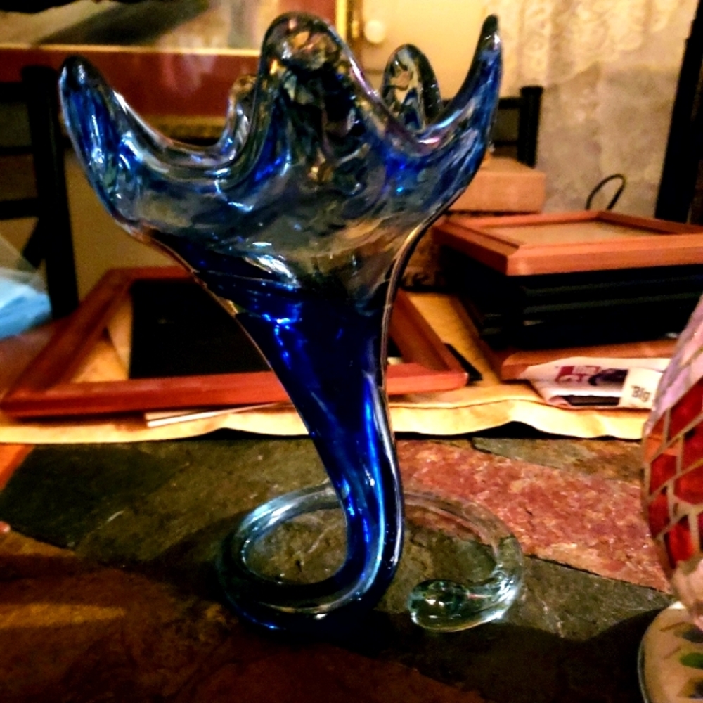 Vtg Murano Colbolt Blue- Hand Blown Glass Trumpet/Swirl Lily